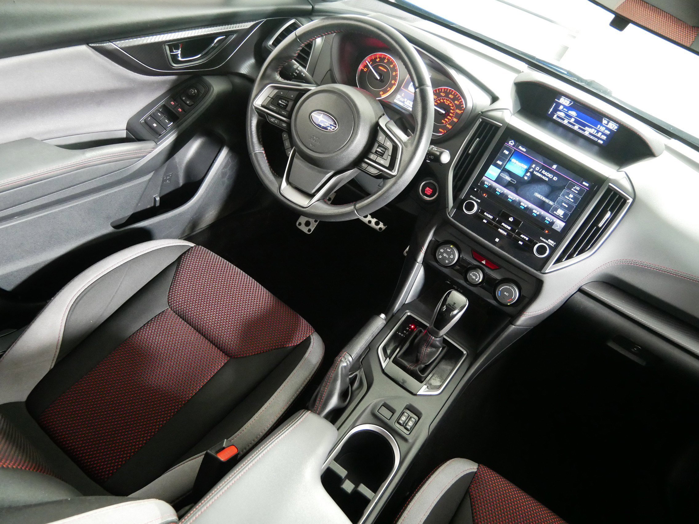 Used 2020 Subaru Impreza 2.0i Sport image 9