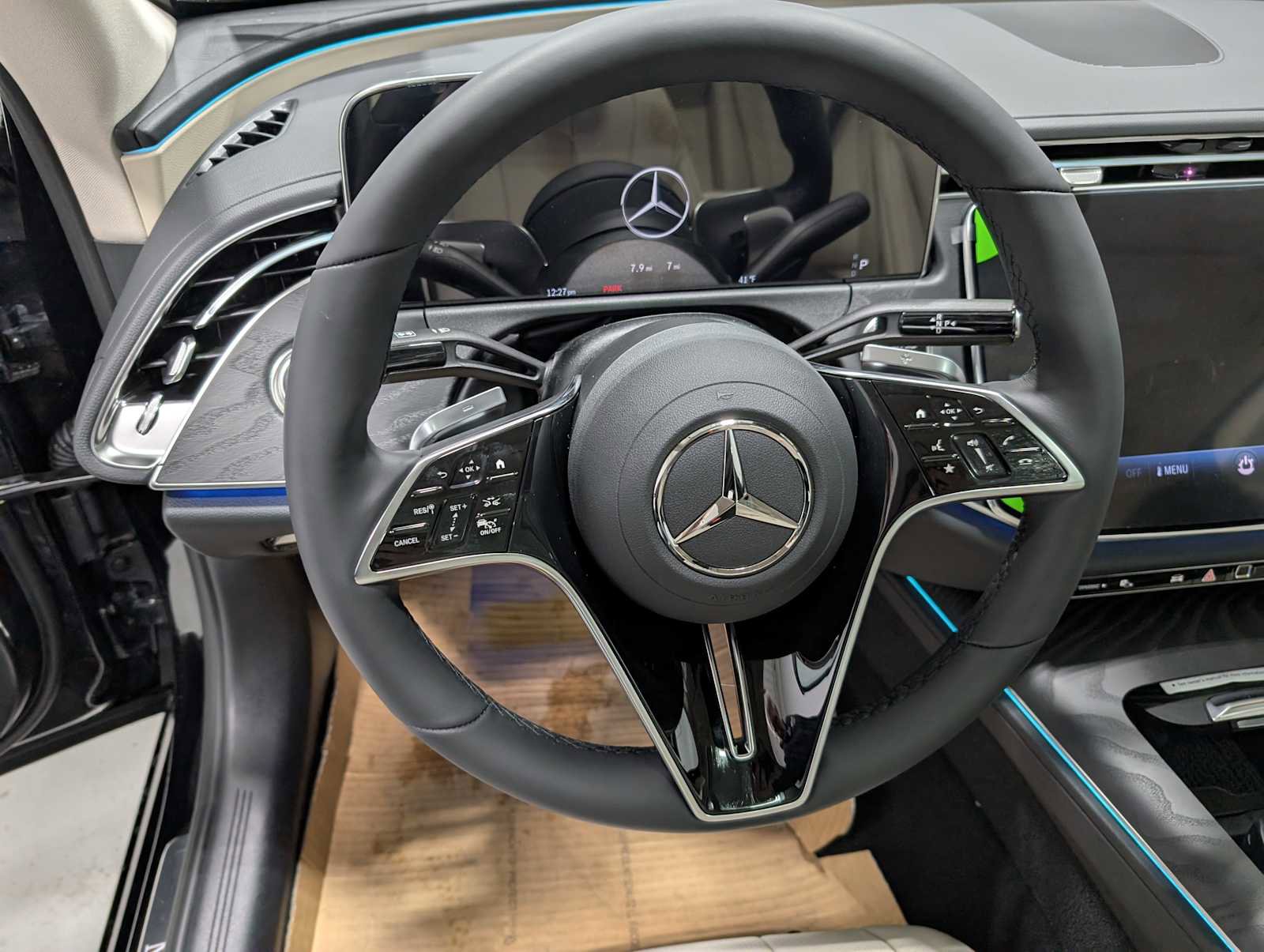 New 2026 Mercedes-Benz E 450 4MATIC Sedan image 32