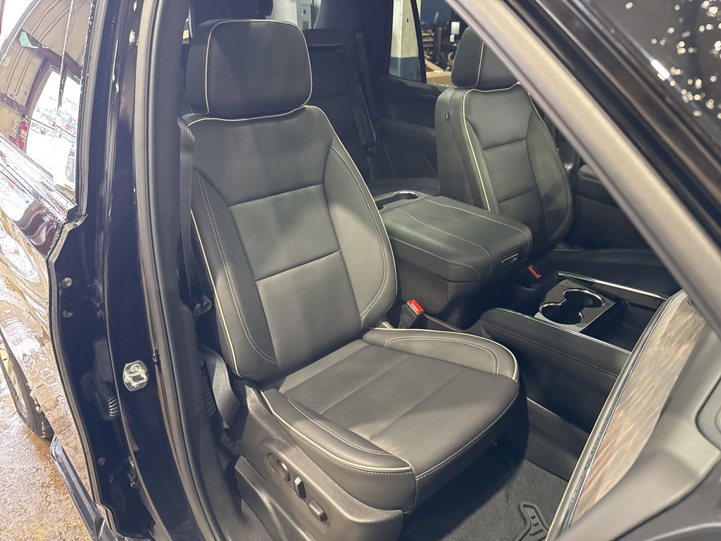 Used 2025 Chevrolet Tahoe Premier w/ Sun And Tow Package image 46