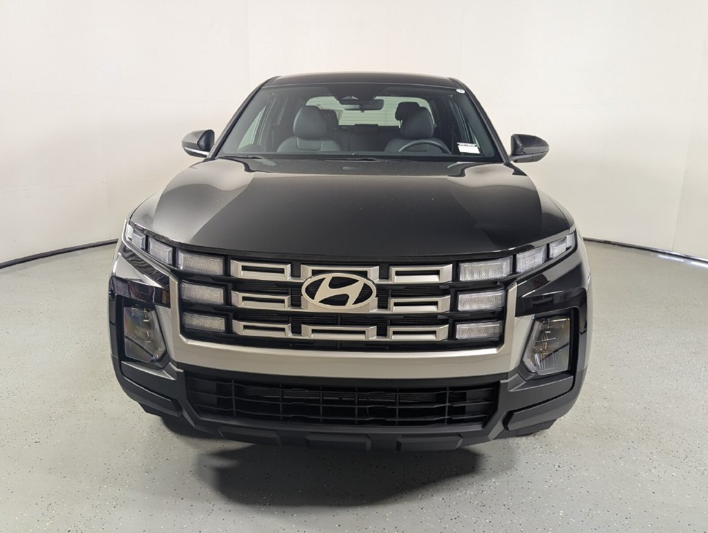 New 2027 Hyundai Santa Cruz SE FWD image 2