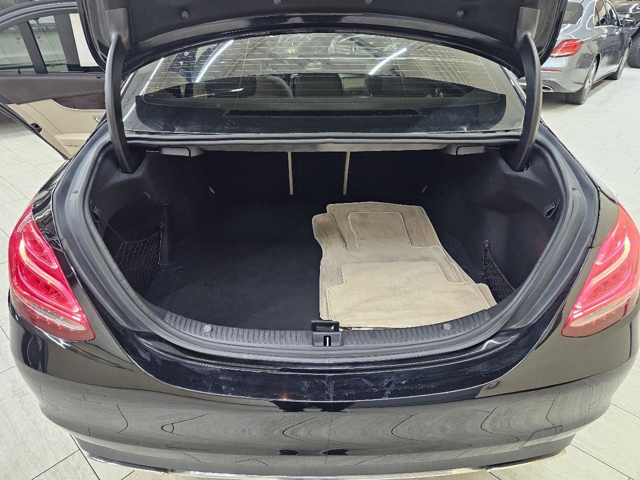 Used 2015 Mercedes-Benz C 300 4MATIC Sedan w/ Multimedia Package image 12