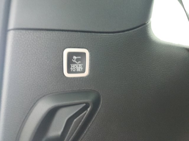 New 2026 Jeep Grand Wagoneer Summit w/ Rear Seat Video Group I AWD/4WD image 48