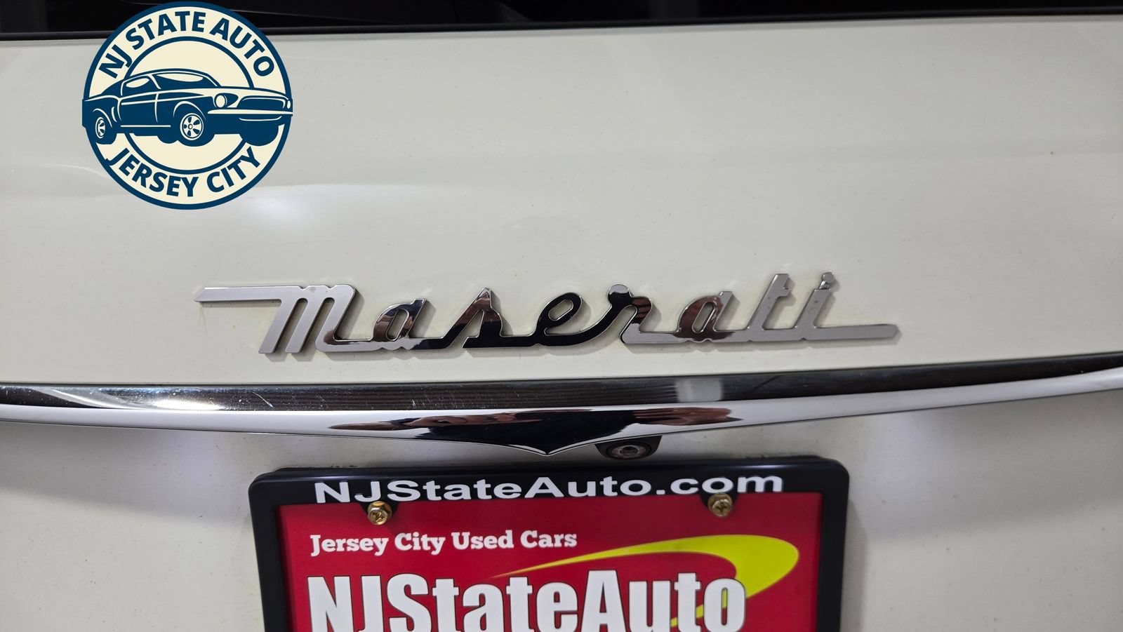 Used 2019 Maserati Levante GranLusso AWD/4WD image 35