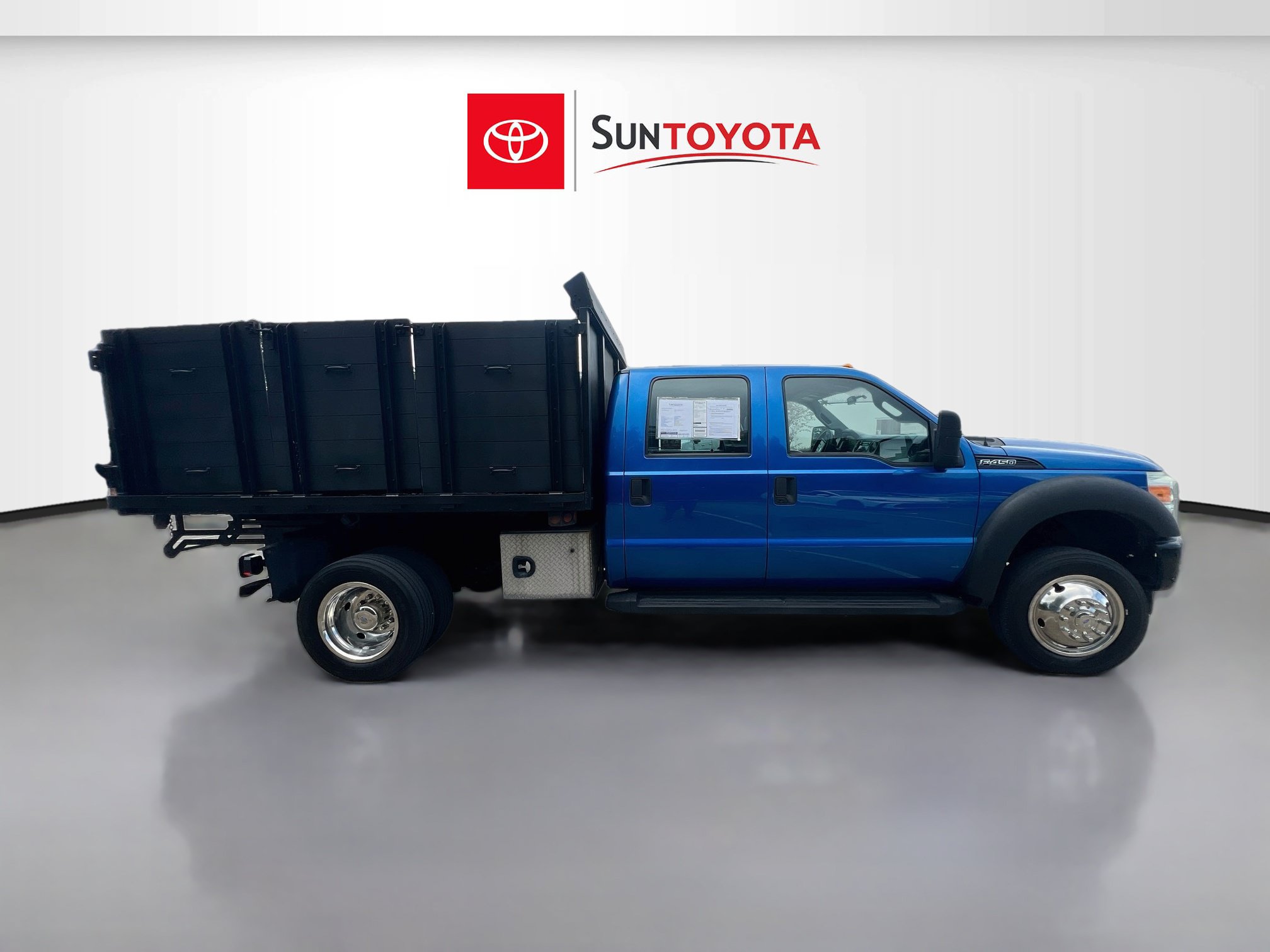 Used 2016 Ford F450 XL w/ Snow Plow Prep Package RWD image 2