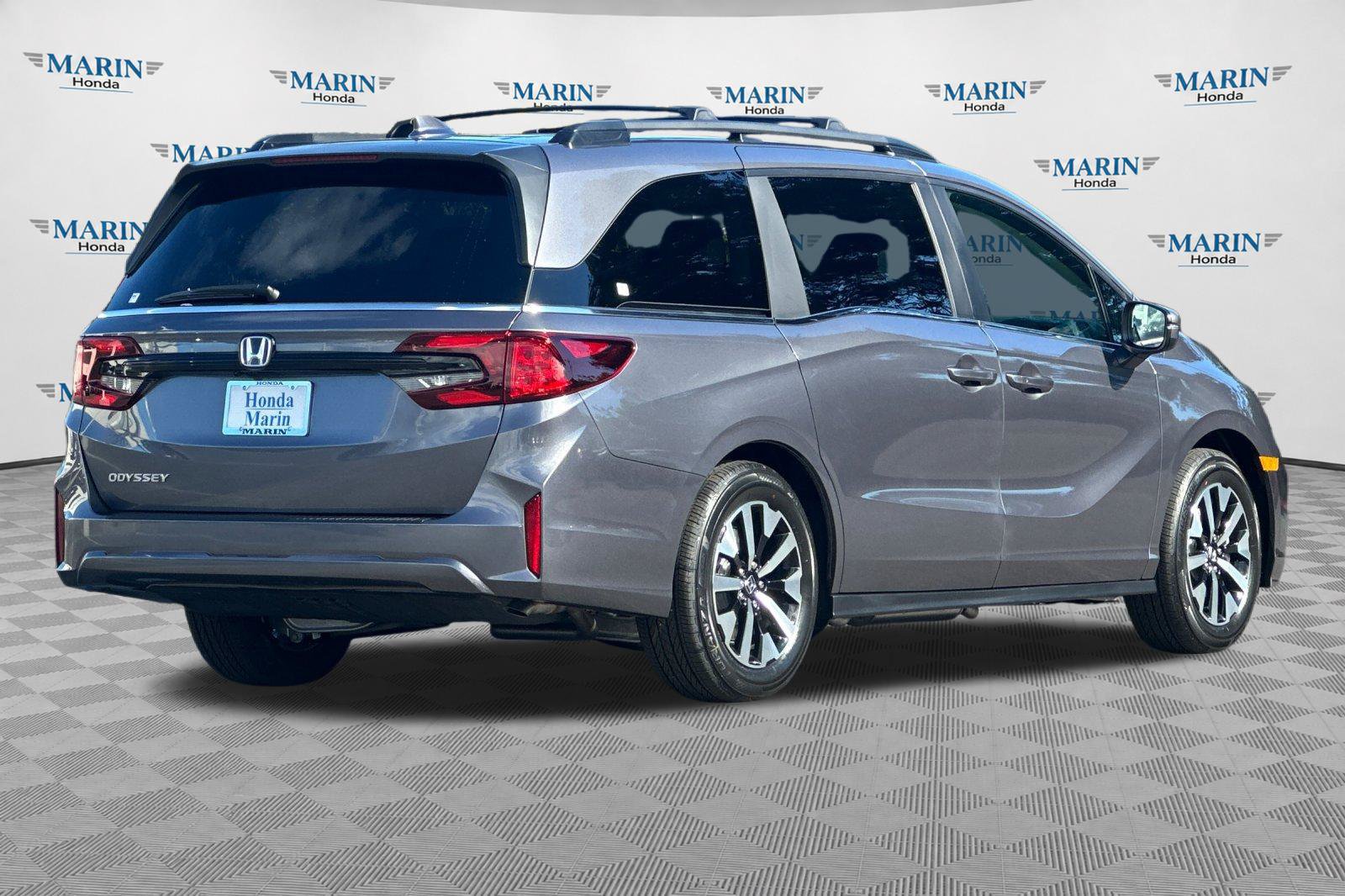 New 2026 Honda Odyssey EX-L image 3