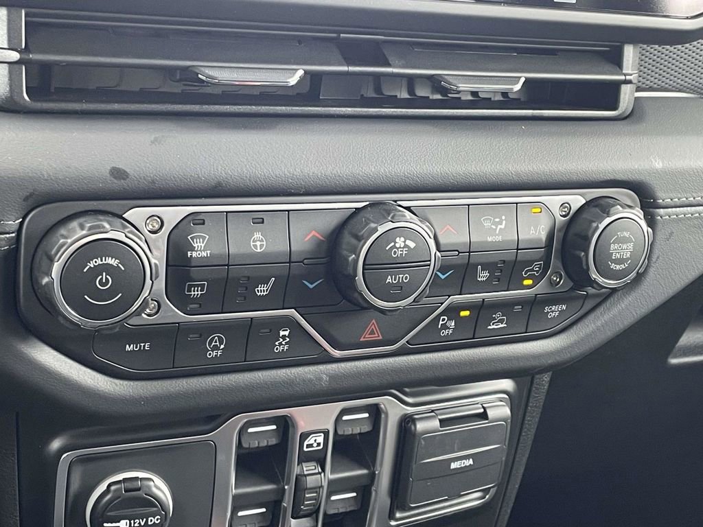 New 2026 Jeep Gladiator Rubicon AWD/4WD image 39