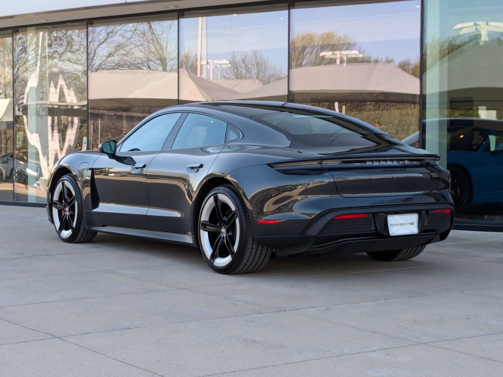 New 2025 Porsche Taycan 4S AWD/4WD image 3
