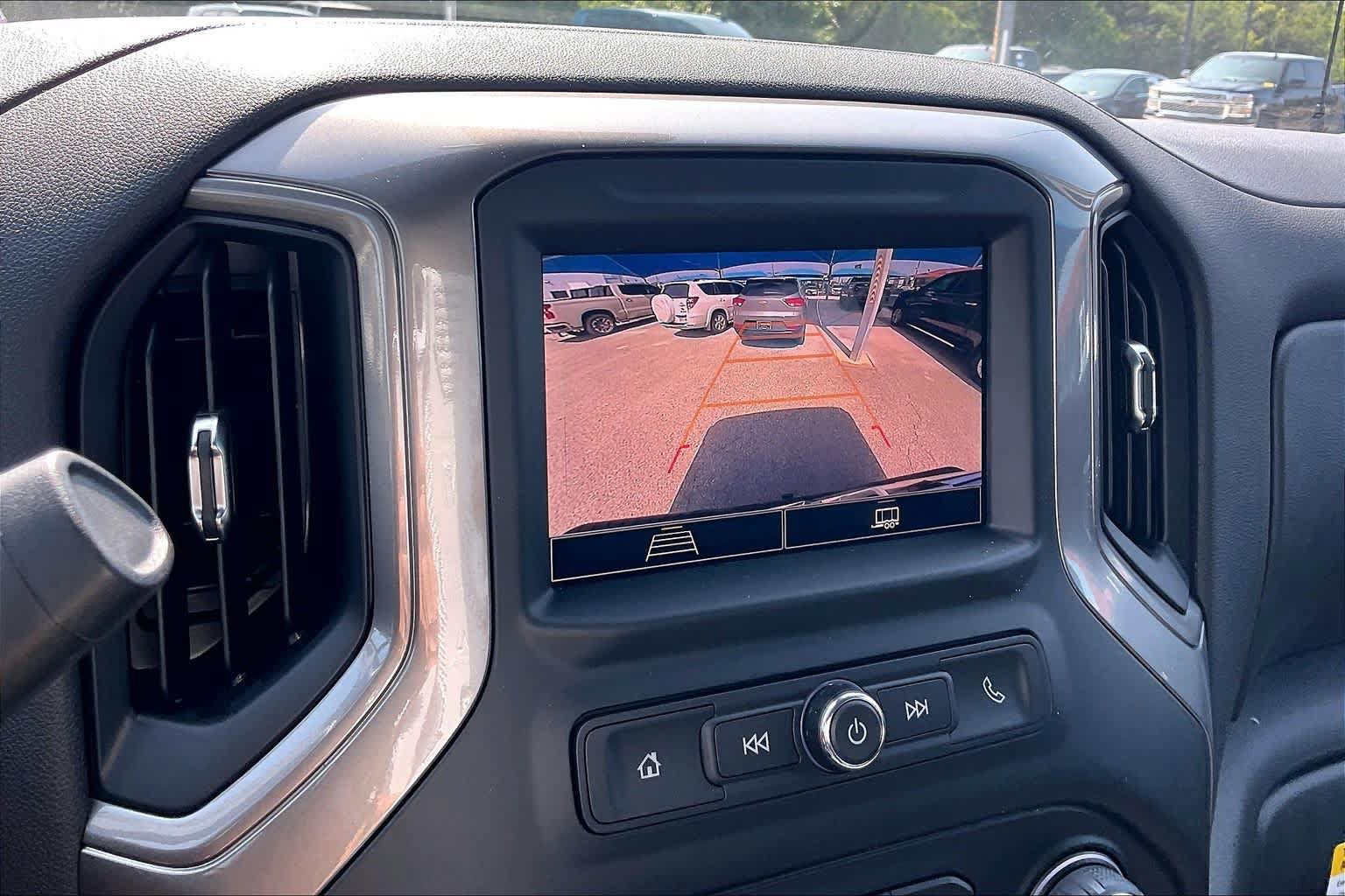 New 2026 Chevrolet Silverado 1500 Custom AWD/4WD image 18