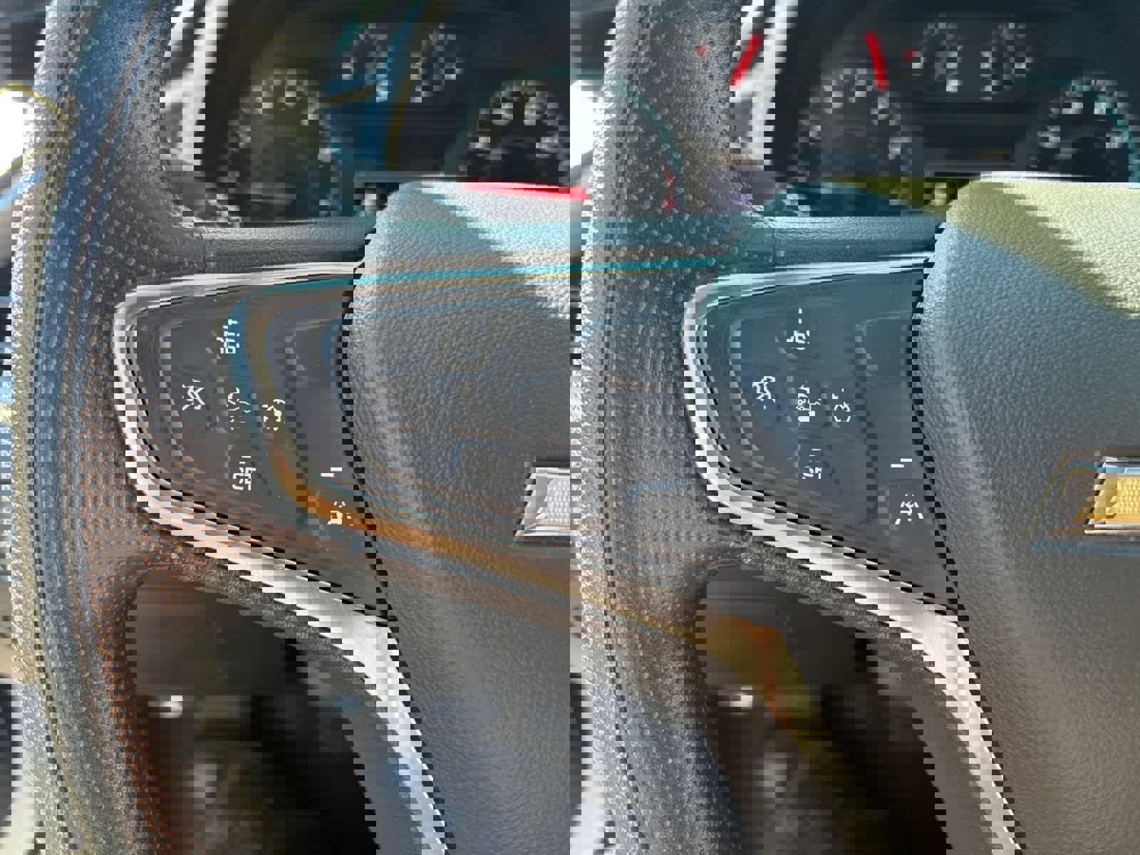 Used 2024 Chevrolet Malibu LT image 27