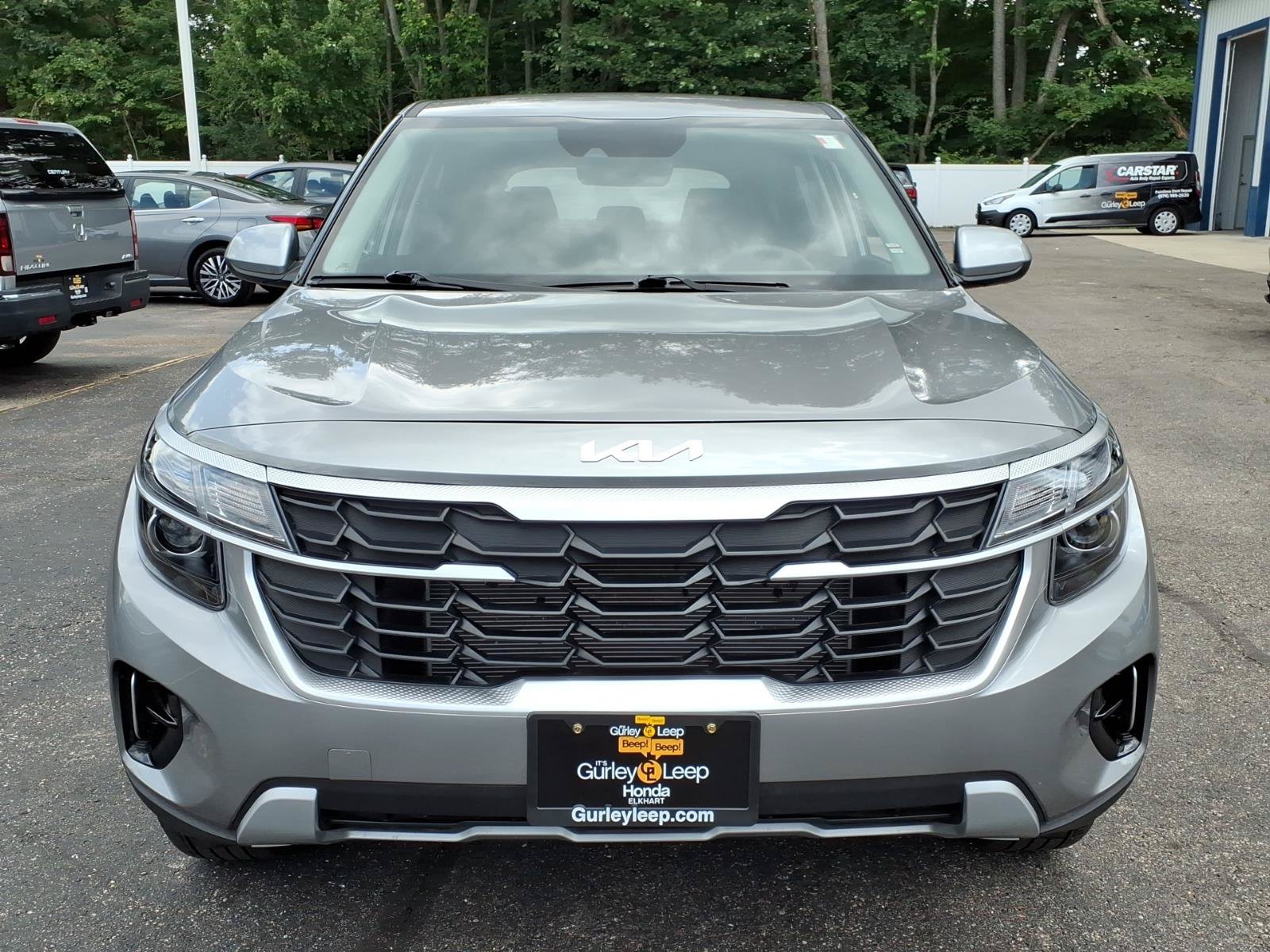 Used 2026 Kia Seltos LX AWD/4WD image 2