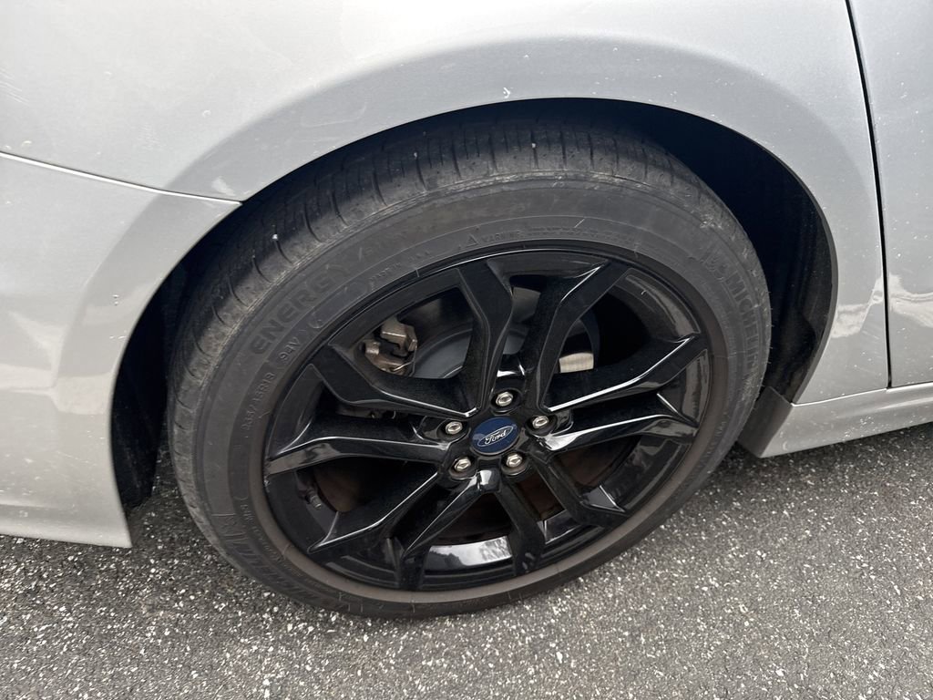 Used 2019 Ford Fusion SE w/ Equipment Group 151A image 15