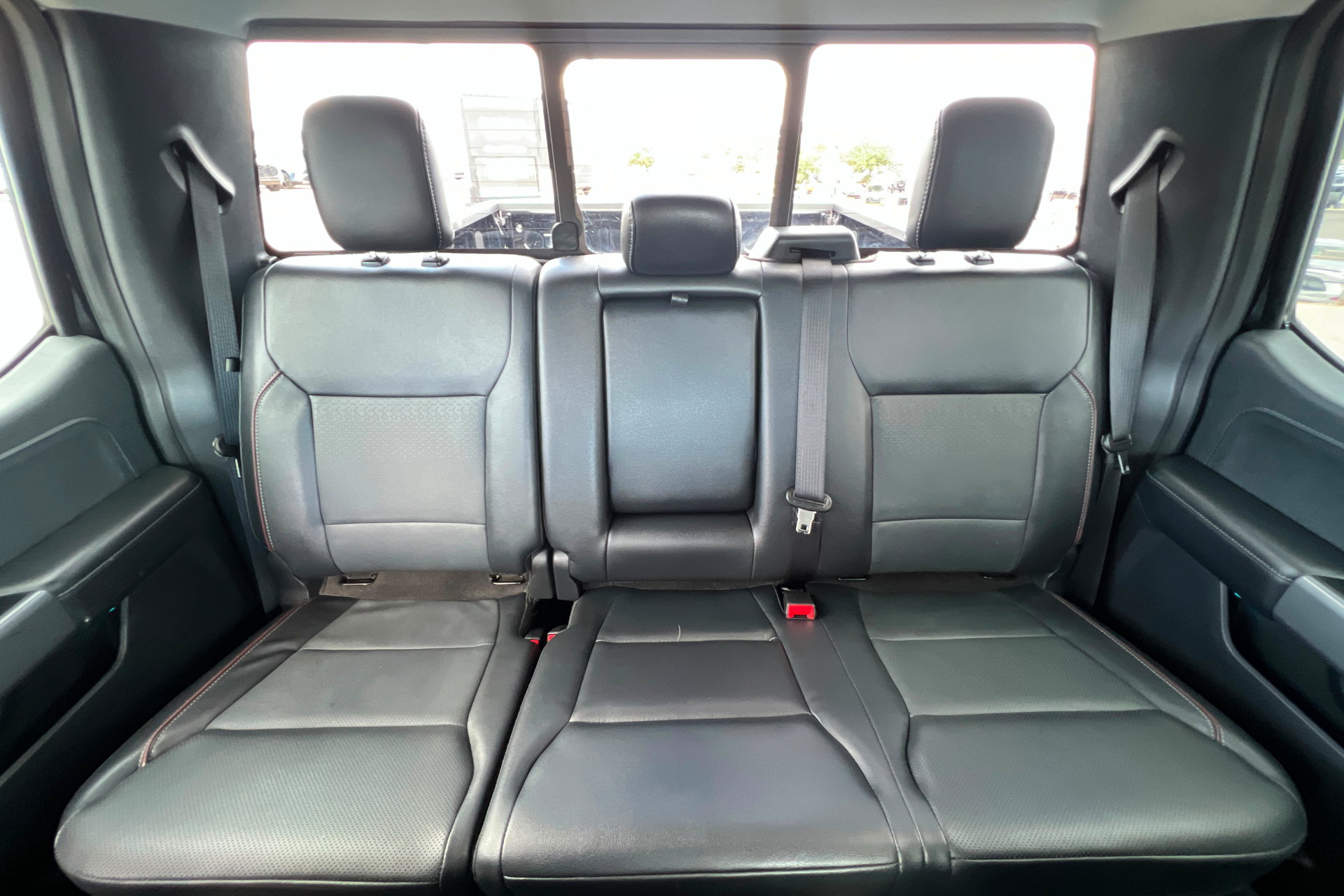 Used 2023 Ford F150 Lariat w/ Trailer Tow Package AWD/4WD image 25
