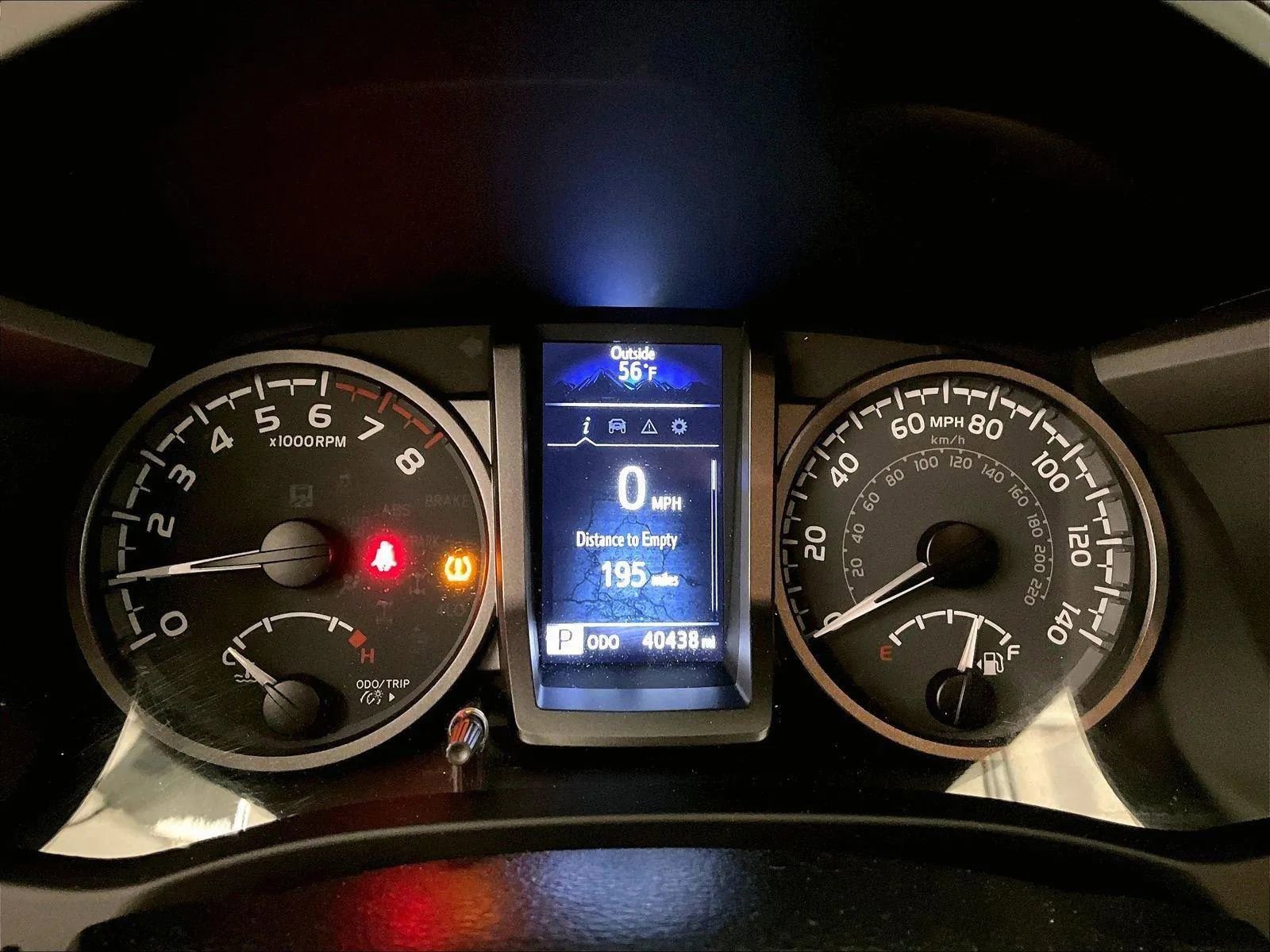 Used 2022 Toyota Tacoma TRD Off-Road w/ Technology Package AWD/4WD image 19