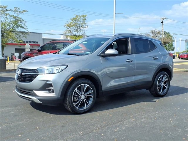 Used 2023 Buick Encore GX Select image 2