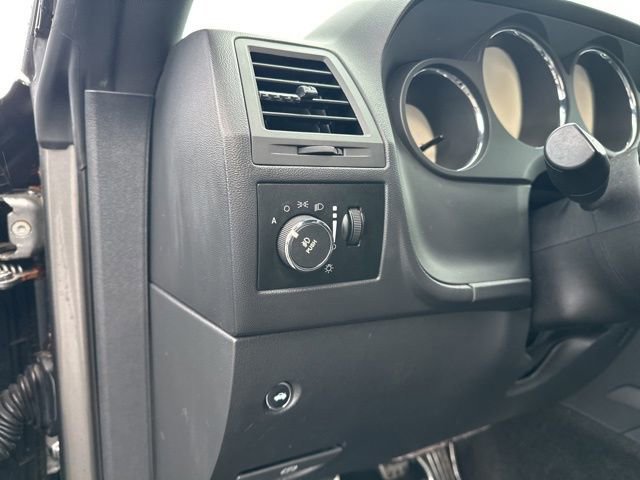 Used 2011 Dodge Challenger R/T image 25