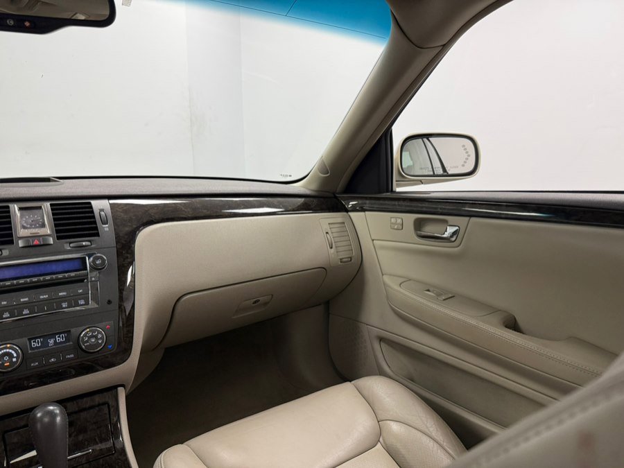Used 2008 Cadillac DTS w/ Sun And Sound Package image 67