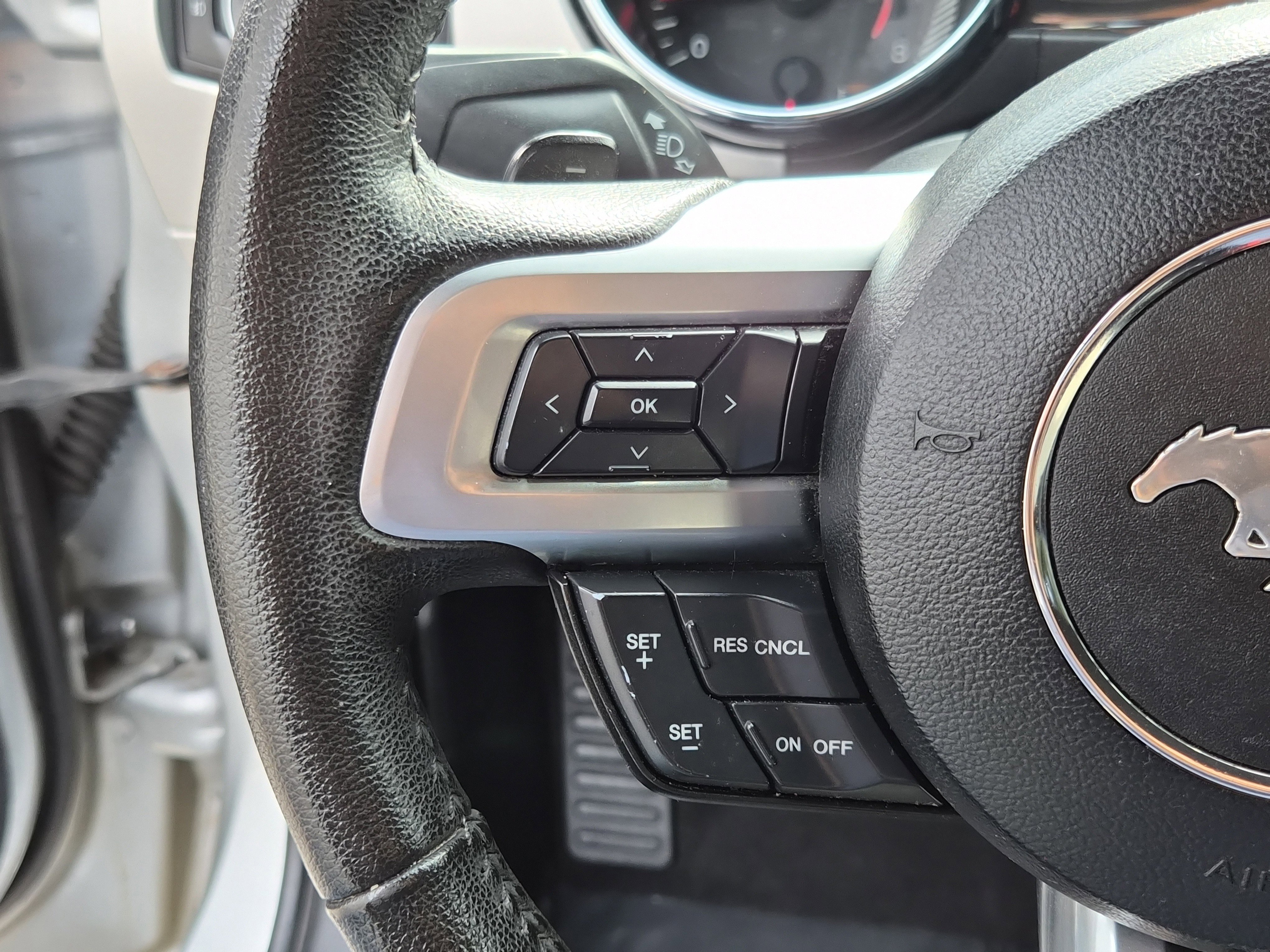 Used 2017 Ford Mustang Premium image 17