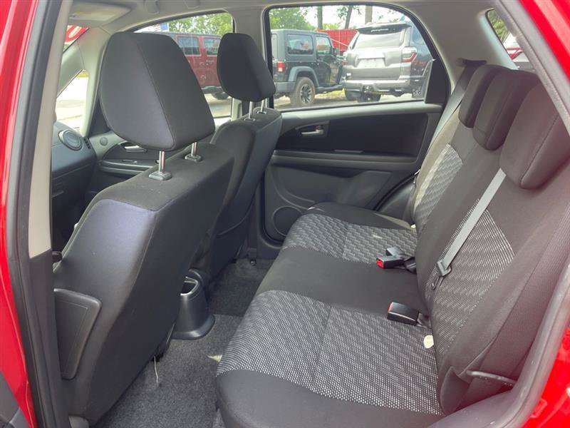 Used 2009 Suzuki SX4 AWD Hatchback image 12