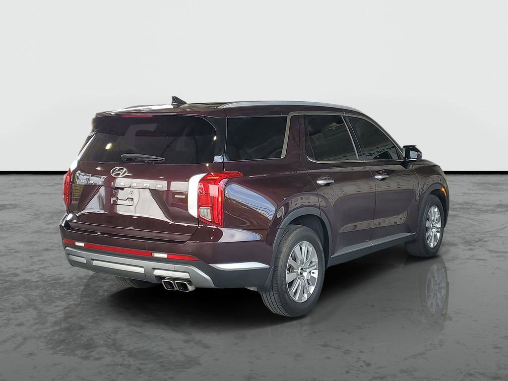 Used 2023 Hyundai Palisade SEL AWD/4WD image 2