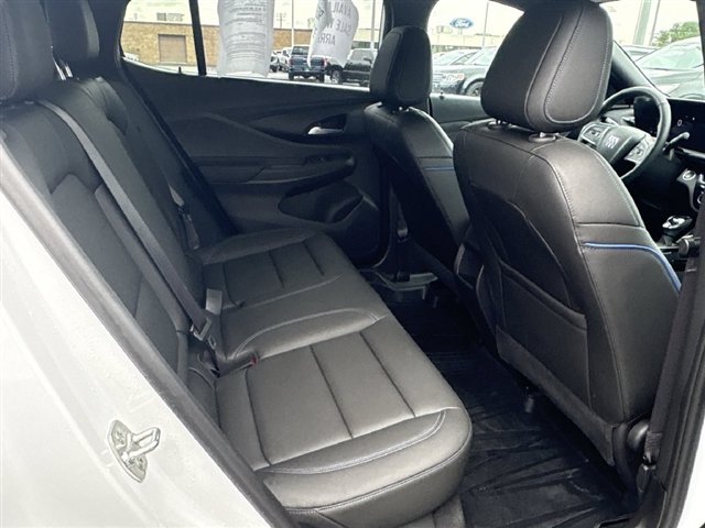 Used 2025 Buick Envista Sport Touring w/ Convenience I Package FWD image 25
