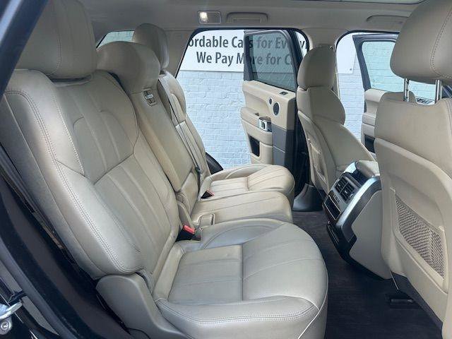 Used 2016 Land Rover Range Rover Sport SE image 12