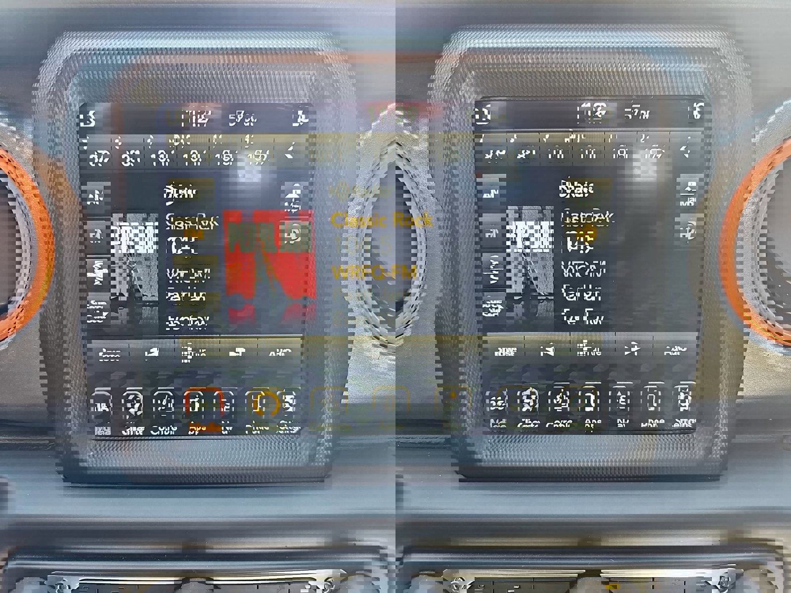 Used 2022 Jeep Gladiator Mojave w/ LED Lighting Group AWD/4WD image 21