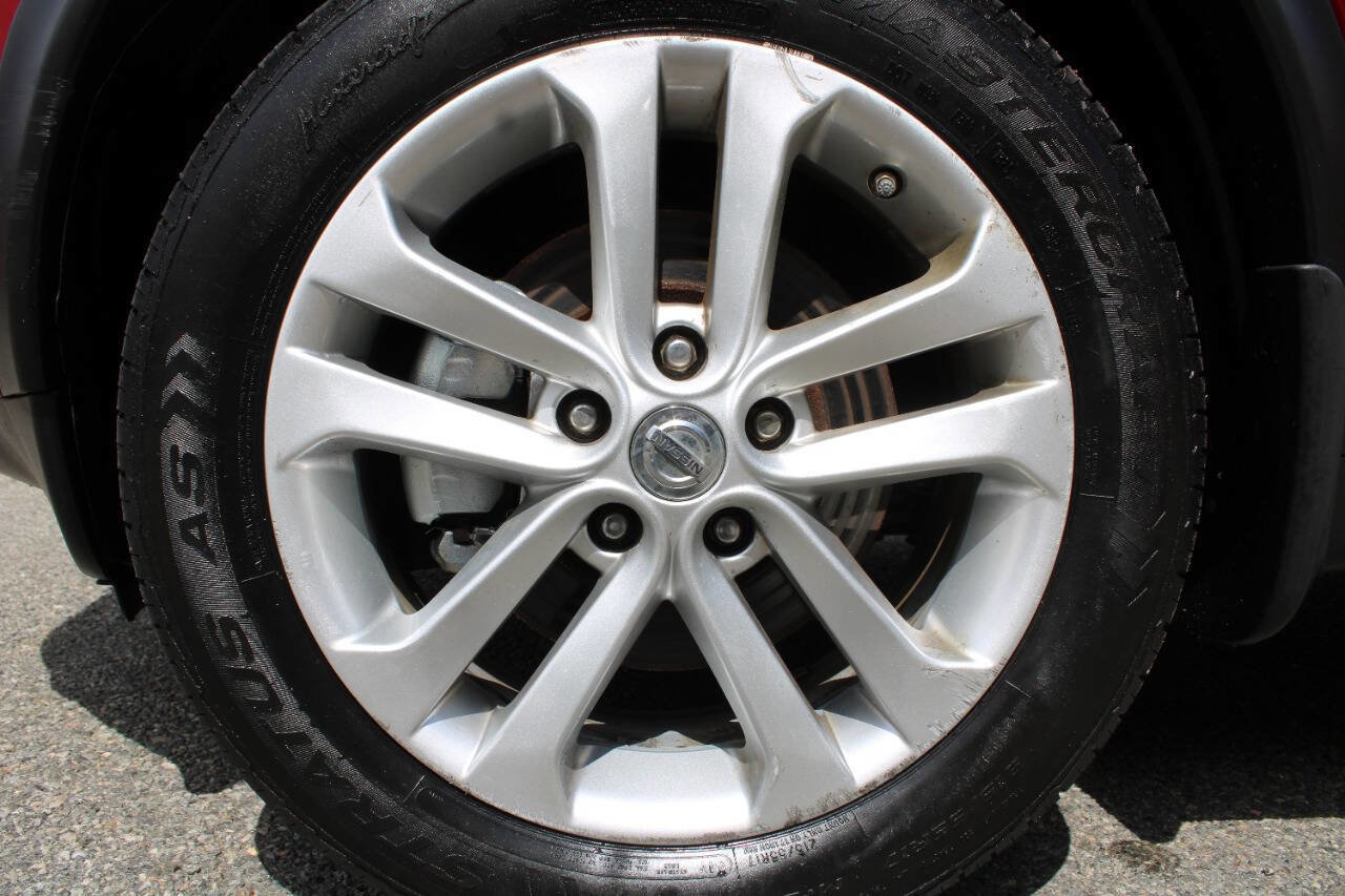 Used 2011 Nissan Juke SV w/ Interior Illumination Pkg image 20