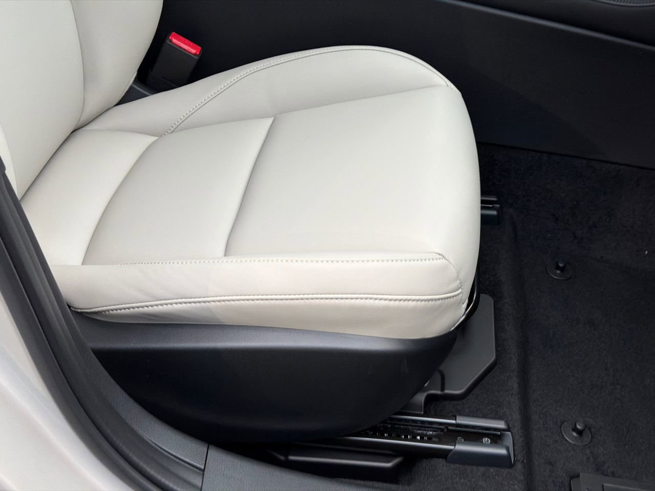 New 2026 MAZDA MAZDA3 2.5 S Sedan w/ Preferred Pkg image 9