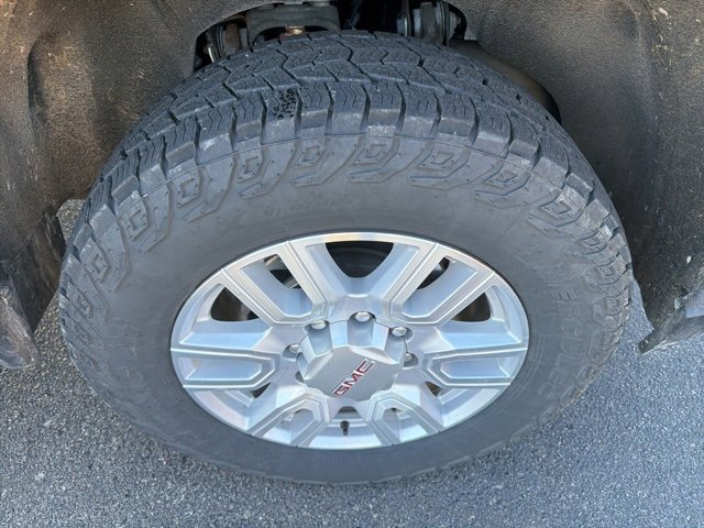 Used 2021 GMC Sierra 2500 SLT w/ X31 Off-Road Package image 6