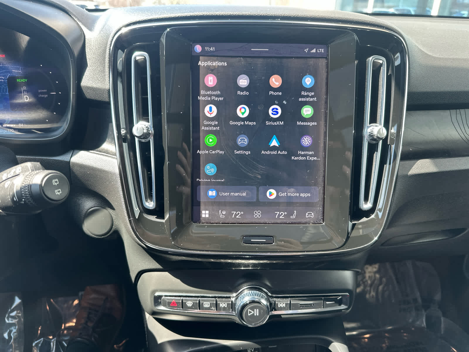 Used 2023 Volvo XC40 Recharge Ultimate w/ Protection Package Premier image 18