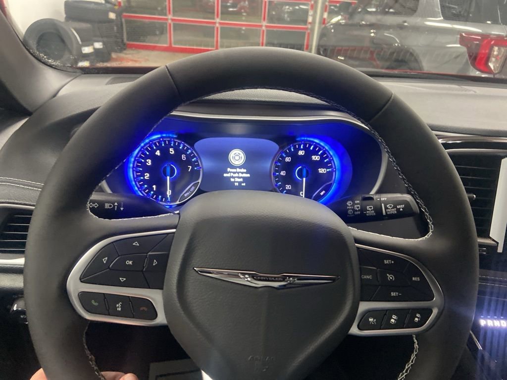 New 2026 Chrysler Pacifica Select image 24