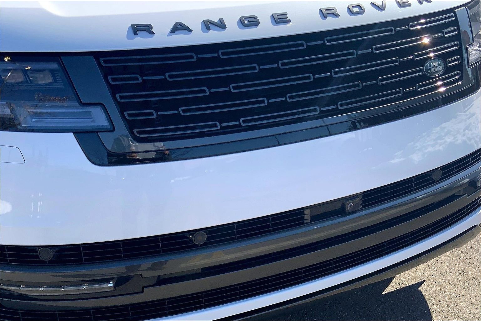 Used 2024 Land Rover Range Rover SE image 30