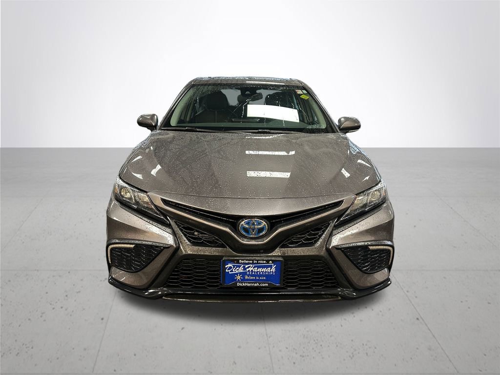 Certified 2024 Toyota Camry SE image 3