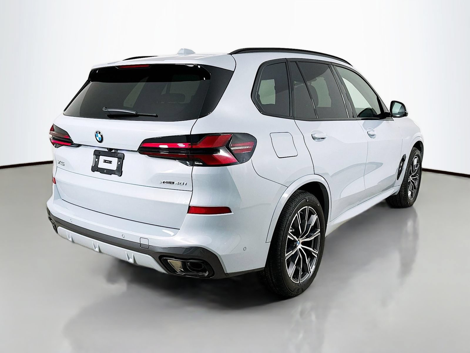New 2026 BMW X5 xDrive40i AWD/4WD image 5