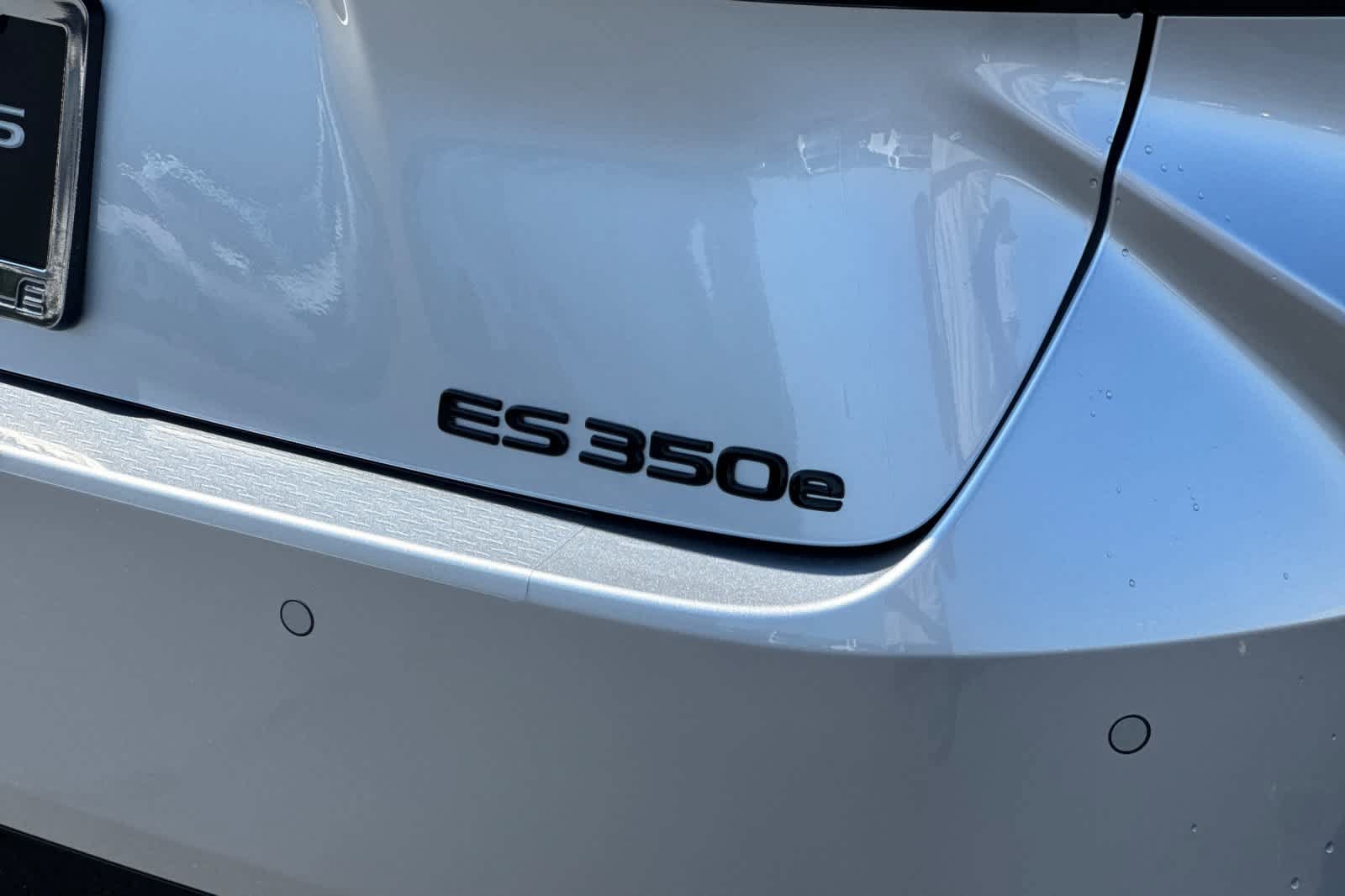 New 2026 Lexus ES 350e FWD image 31