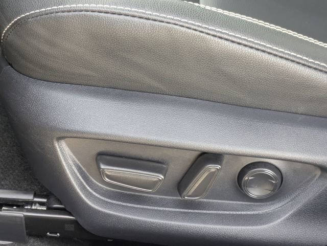 Used 2025 Toyota Camry SE image 25