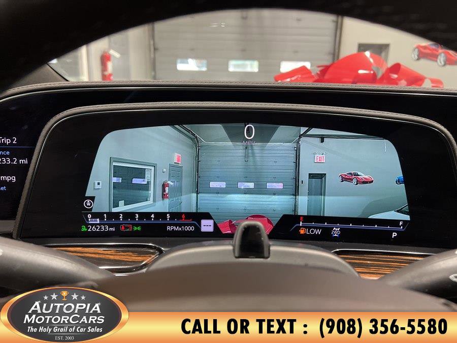 Used 2024 Cadillac Escalade Premium Luxury image 39
