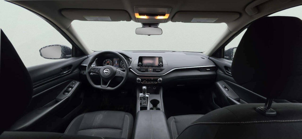 Used 2023 Nissan Altima 2.5 S FWD image 8