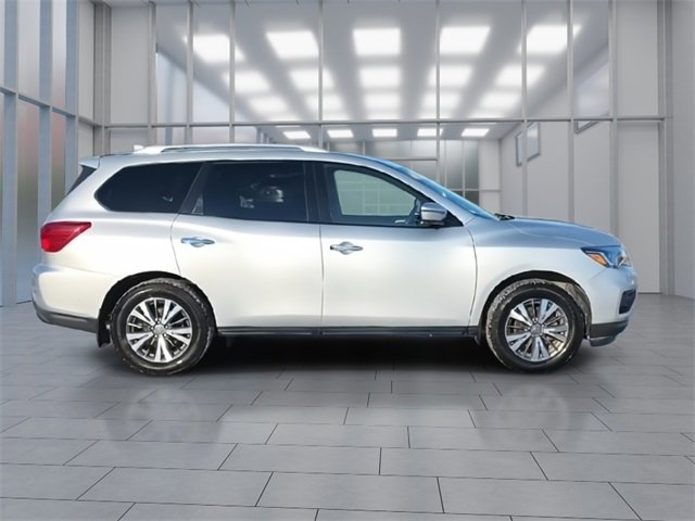 Certified 2020 Nissan Pathfinder SL image 9