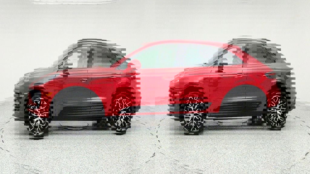 Used 2024 Porsche Macan Base w/ Premium+ Pkg, 21   Whe image 8