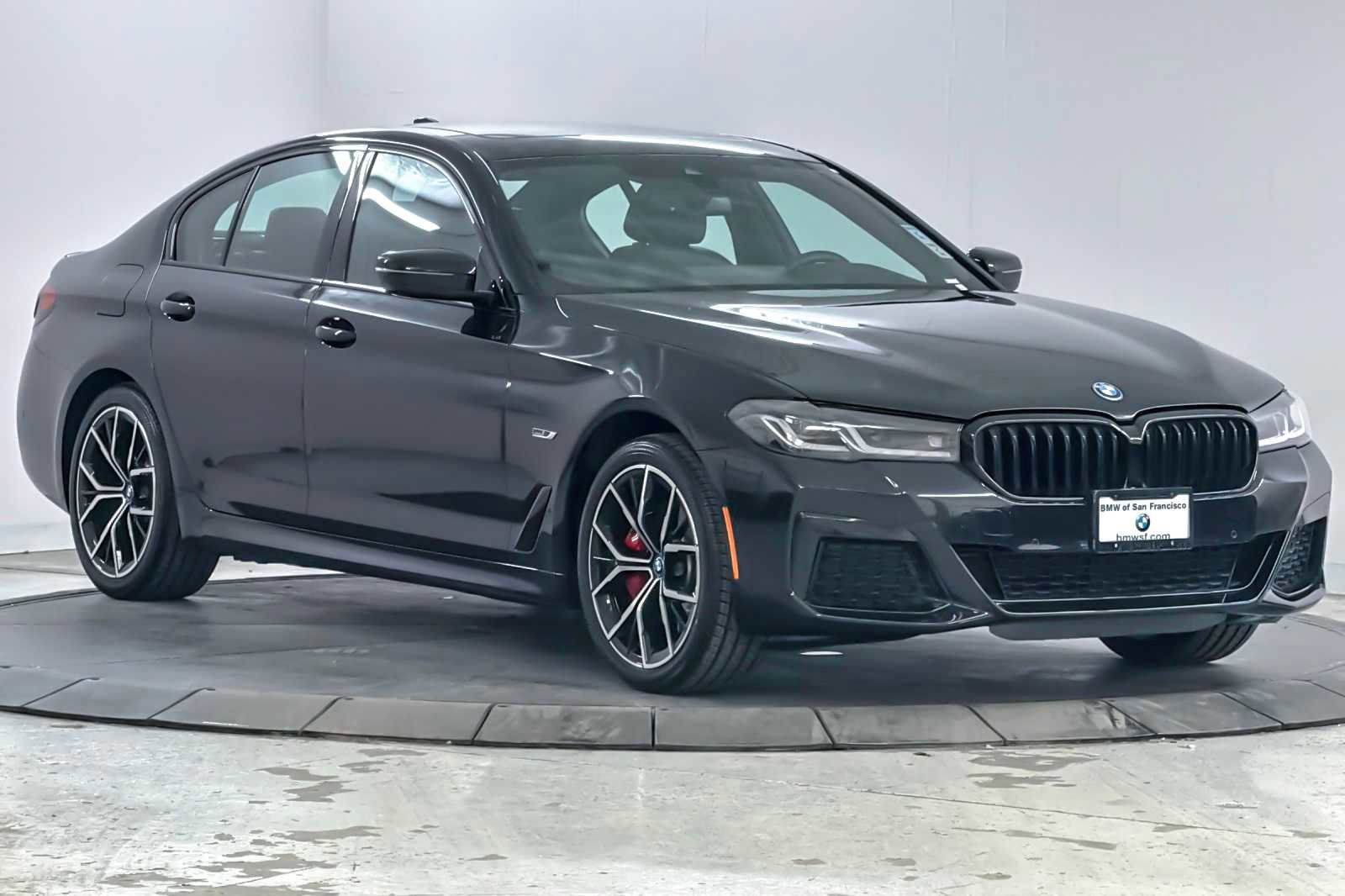 Used 2023 BMW 530e xDrive 530e xDrive w/ Premium Package image 9