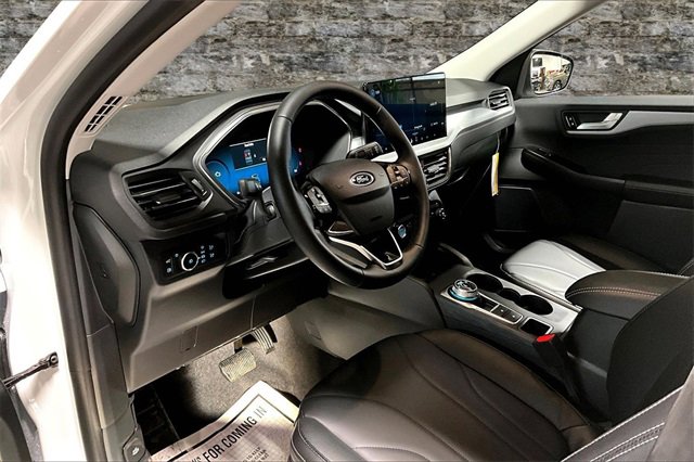 New 2026 Ford Escape Platinum w/ Premium Technology Package image 7