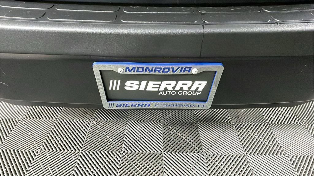 New 2025 Chevrolet Express 2500 Extended w/ Communications Package image 10