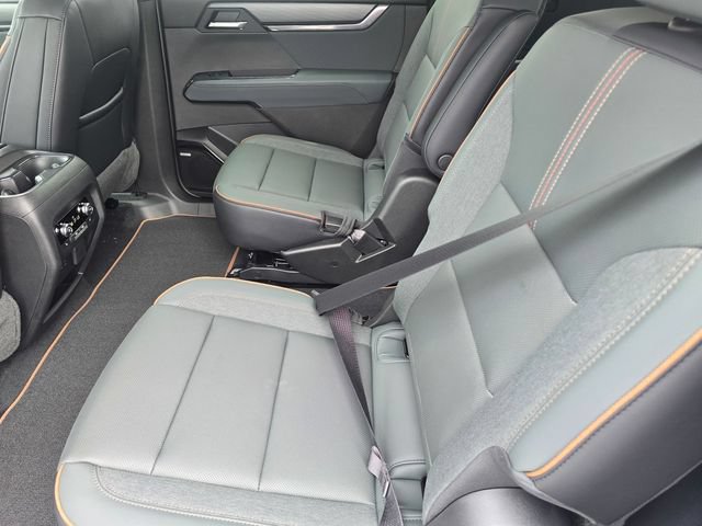 New 2026 GMC Acadia AT4 w/ Luxury Package AWD/4WD image 10