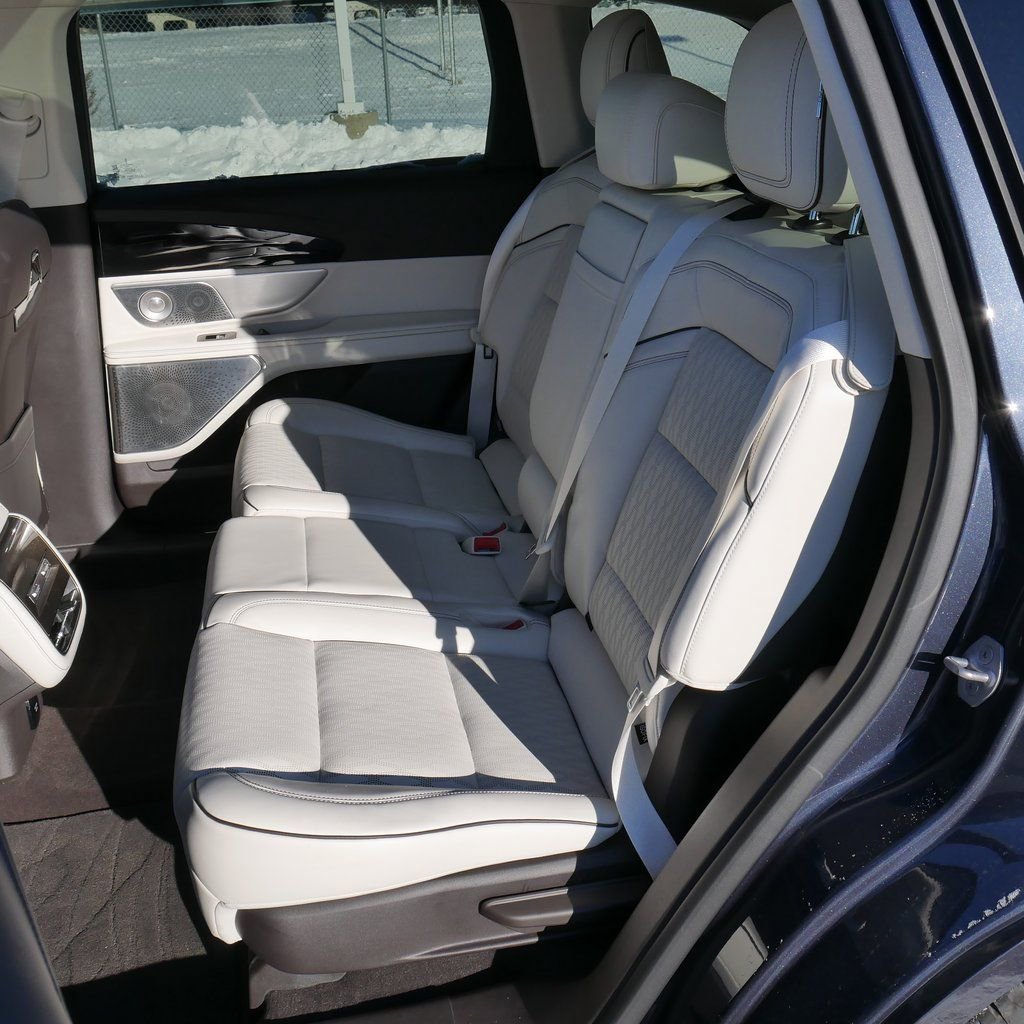 Used 2024 Lincoln Nautilus Black Label image 15