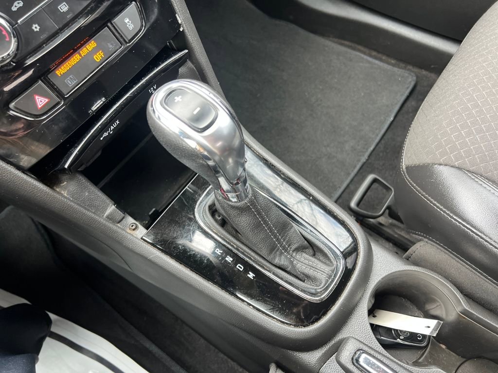 Used 2019 Buick Encore Preferred image 19