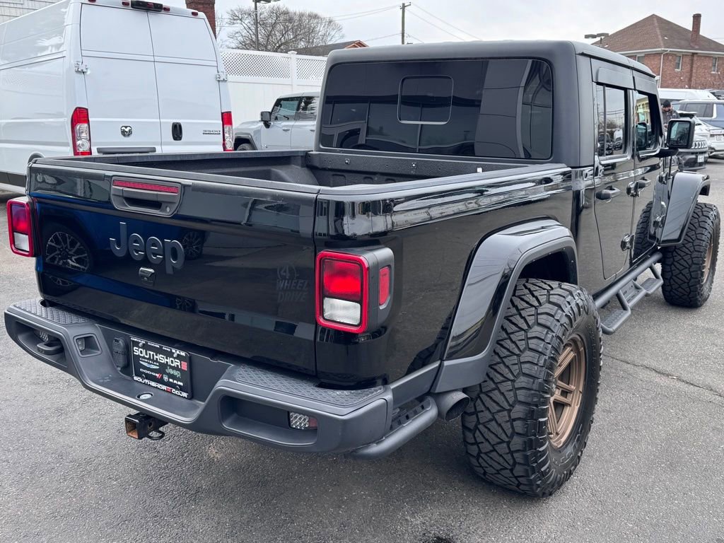 Certified 2022 Jeep Gladiator Willys image 8