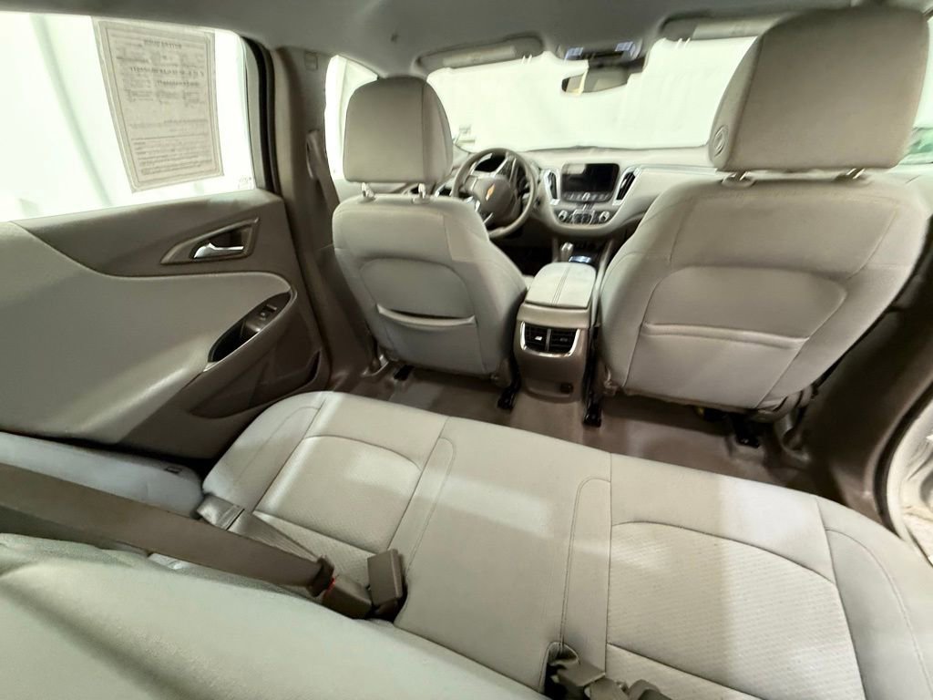 Used 2020 Chevrolet Malibu LT w/ Fleet LT Safety Plus Package image 24