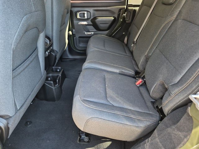 Used 2024 Jeep Wrangler Unlimited Sport AWD/4WD image 21