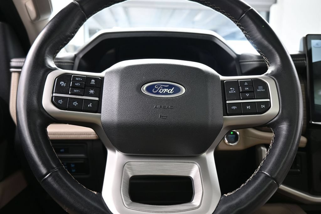 Used 2024 Ford Expedition Limited RWD image 21